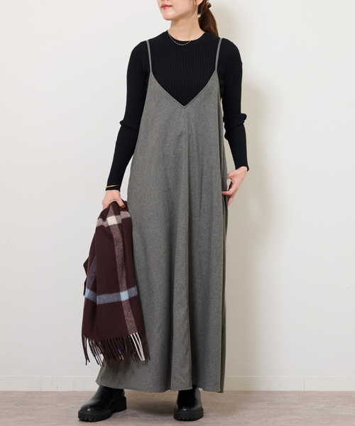 JOURNAL STANDARD relume（ジャーナルスタンダード　レリューム）の「《WEB限定追加》ウォッシャブルブラッシュロングキャミワンピース（ワンピース・レディース・ブラック/チャコールグレー・FREE）」の17枚目の写真