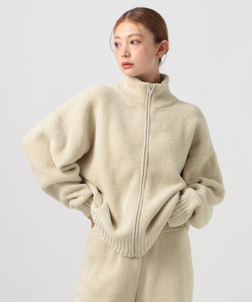 bijorie（ビジュリィ）の「【bijorie】フェザーモールジップカーディガン（ルームウェア/パジャマ・レディース・グレイッシュベージュ/ネイビー・FREE）」の2枚目の写真