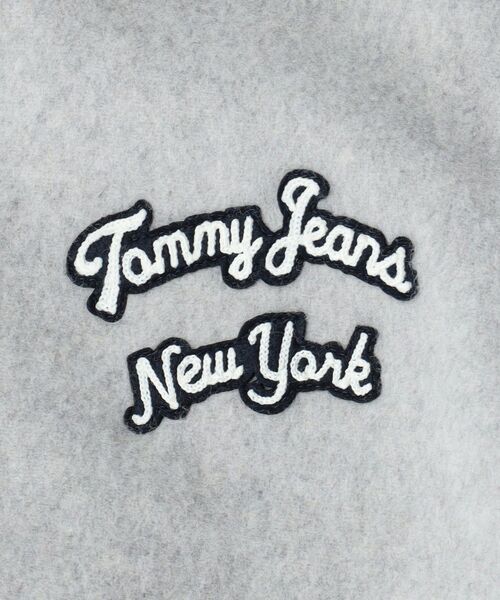 tommy jeans(トミー ジーンズ)の「バーシティジャケット(ブルゾン・メンズ・グレー・SMALL/MEDIUM)」の6枚目の写真