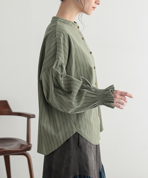 n'OrLABEL(ノアールレーベル)の「ストライププリントコーデュロイブラウス(シャツ/ブラウス・レディース・グリーン/ベージュ・FREE)」の5枚目の写真