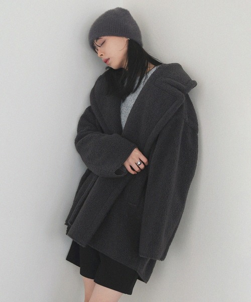 LIAN（リアン）の「ボアテーラードコート（ピーコート・レディース・モカ/アイボリー/ブラック/チャコールグレー・FREE）」の5枚目の写真