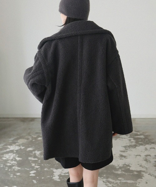 LIAN（リアン）の「ボアテーラードコート（ピーコート・レディース・モカ/アイボリー/ブラック/チャコールグレー・FREE）」の9枚目の写真