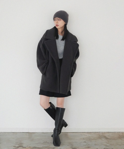 LIAN（リアン）の「ボアテーラードコート（ピーコート・レディース・モカ/アイボリー/ブラック/チャコールグレー・FREE）」の10枚目の写真