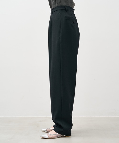 MICA&DEAL(マイカ&ディール)の「フロントステッチコクーンパンツ〈2サイズ展開〉(その他パンツ・レディース・グレー/カーキ/ブラック・36/38)」の8枚目の写真