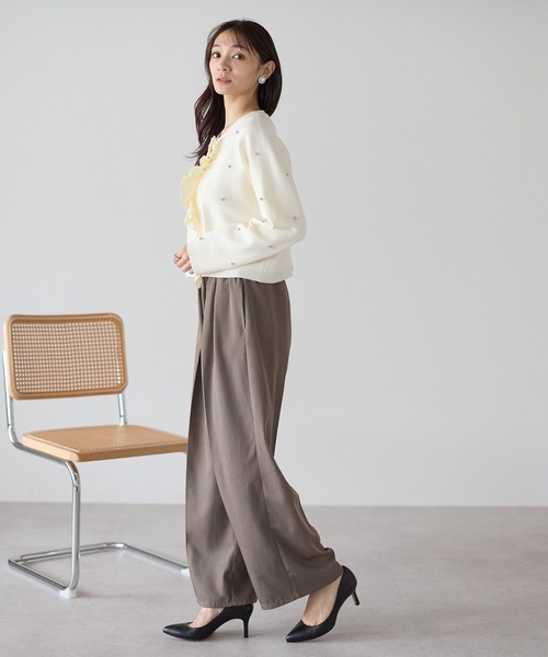Neige(ネージュ)の「ジュエルフリルカーディガン(カーディガン/ボレロ・レディース・ブラック/アイボリー/グレー・ONE SIZE)」の22枚目の写真