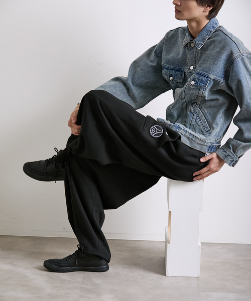 PARIS SAINT-GERMAIN（パリサンジェルマン）の「【Paris Saint-Germain / パリ・サン＝ジェルマン】 JP Knit-Like Script Pants（スウェットパンツ・メンズ・ベージュ/ブラック・MEDIUM/LARGE）」の16枚目の写真