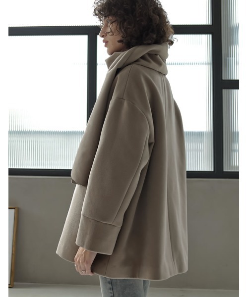 Re:EDIT（リエディ）の「[2025 WINTER COLLECTION][2点セット]フェイクウールスタンドカラーストール付きミドルコート（ポンチョ・レディース・ブラック/グレイッシュベージュ/チャコールグレー・MEDIUM/LARGE）」の12枚目の写真