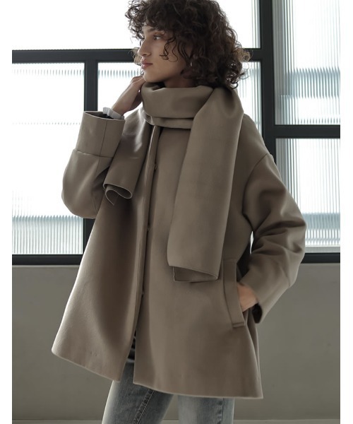 Re:EDIT（リエディ）の「[2025 WINTER COLLECTION][2点セット]フェイクウールスタンドカラーストール付きミドルコート（ポンチョ・レディース・ブラック/グレイッシュベージュ/チャコールグレー・MEDIUM/LARGE）」の15枚目の写真