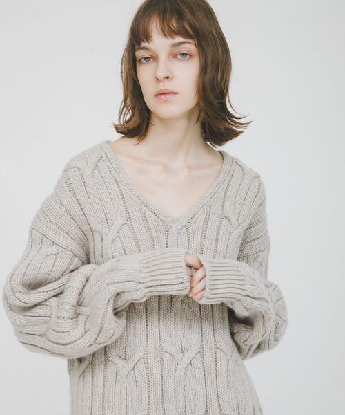 LAATO（ラート）の「big cable knit（ニット/セーター・レディース・ブラック/ブラウン/ライトグレー・FREE）」の3枚目の写真