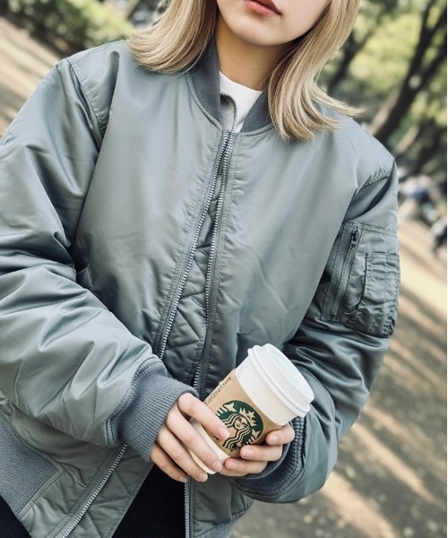 Valley Apparel(バレーアパレル)の「Valley Apparel / MA-1 フライトナイロンジャケット / VA1001(MA-1・メンズ・ブラック/グレー・X-LARGE)」の16枚目の写真