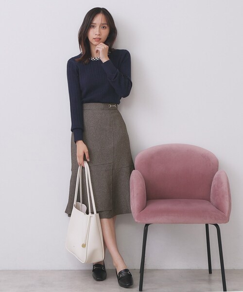 index（インデックス）の「カルゼツイードアシメフレアスカート【洗濯機OK/防シワ/イージーアイロン/抗ピル】（スカート・レディース・ダークグレー/ネイビー/ブラウン系その他2・36/38/40/42）」の6枚目の写真