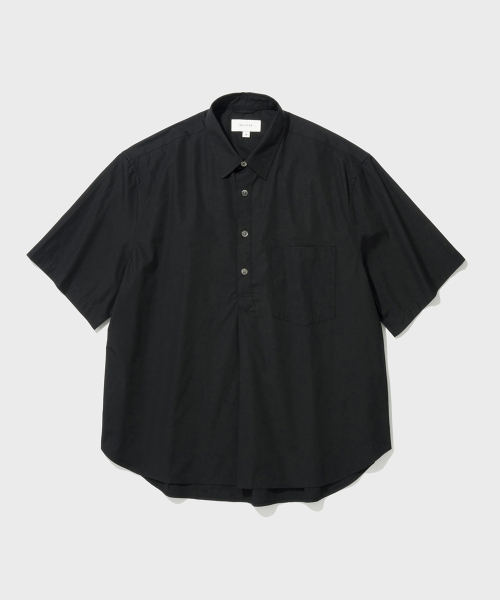 SHIRTER(シャーター)の「SHIRRING PULLOVER HALF SHIRT (BLACK)(シャツ/ブラウス・メンズ・その他・LARGE/MEDIUM/SMALL)」の1枚目の写真