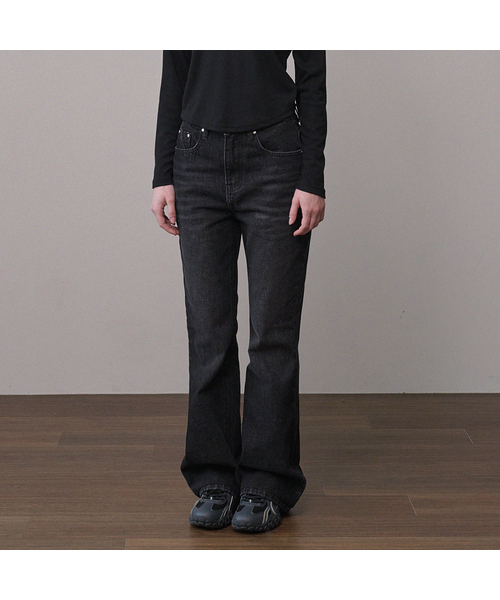 MICANE(ミケーネ)の「ベンジ セミブーツカットデニムパンツ(デニムパンツ・レディース・ブルー/ブラック・MEDIUM/LARGE/X-LARGE/XX-LARGE/X-SMALL/SMALL)」の2枚目の写真