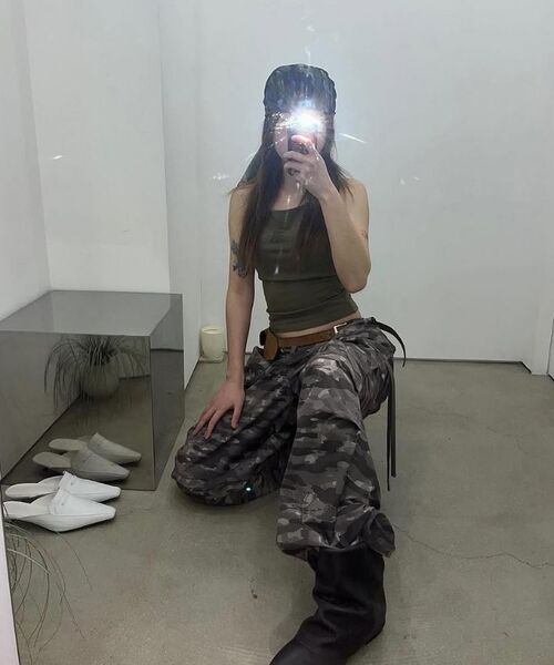 THREE TO EIGHTY(スリートゥエイティー)の「PARACHUTE CARGO PANTS KHAKI(その他パンツ・レディース・その他・FREE)」の9枚目の写真