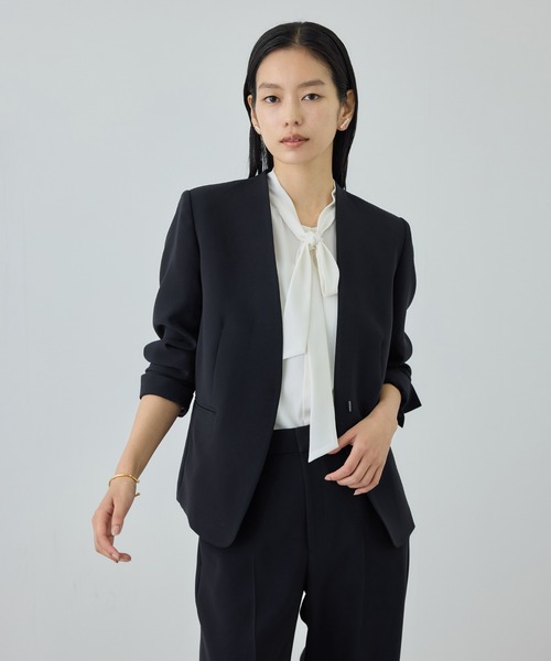 ROPE'（ロペ）の「トリアセダブルクロス Ｖネックジャケット/セットアップ対応・イージーケア・26SS（ノーカラージャケット・レディース・ベージュ/ネイビー・36/38/40）」の7枚目の写真