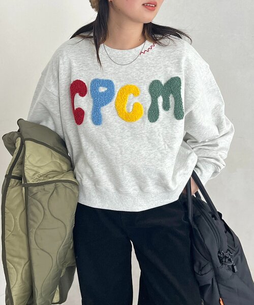 CPCM(シーピーシーエム)の「CPCMロゴ刺繍裏毛プルオーバー(スウェット・レディース・ピンク/グレー/チャコールグレー・SMALL/MEDIUM)」の6枚目の写真