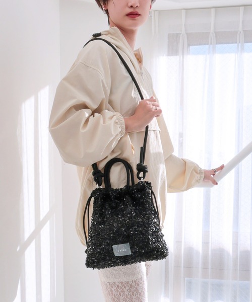 COLDE （コルデ）の「スパンコール2way巾着トートバッグ【詳細動画あり】（トートバッグ・レディース・シルバー/ブラック・FREE）」の10枚目の写真