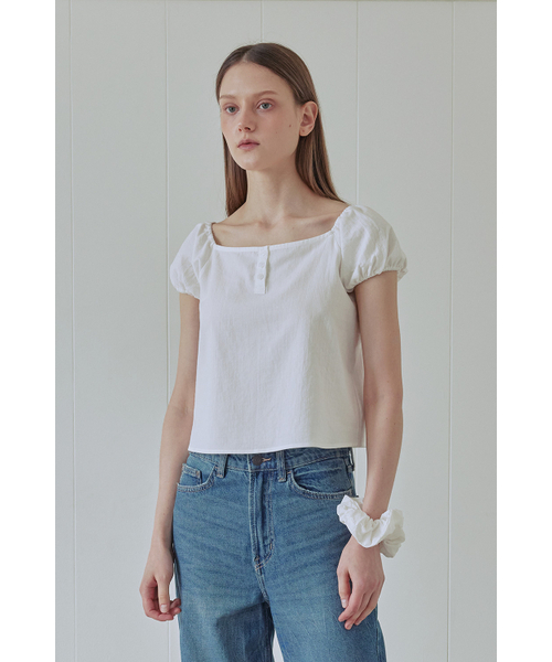 AFTERHOURS(アフターアワーズ)の「BUTTON UP PUFF BLOUSE (WHITE)(シャツ/ブラウス・レディース・その他・FREE)」の3枚目の写真