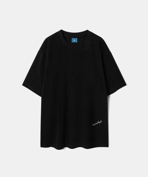 Diamond Layla(ダイアモンドレイラ)の「Curved Neck Logo Short Sleeve T-shirt T75 Black(Tシャツ/カットソー・レディース・その他・LARGE/MEDIUM/X-LARGE)」の1枚目の写真