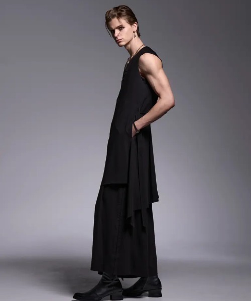 ROYAL FLASH（ロイヤルフラッシュ）の「Kiryuyrik/キリュウキリュウ/Sharring Wide Tuck Slacks / シャーリング ワイドタックスラックス（スラックス・メンズ・ブラック・LARGE/SMALL/MEDIUM）」の7枚目の写真