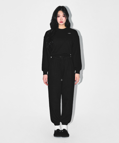 BORN TO WIN（ボーントゥウィン）の「W SEMI WIDE SWEAT JOGGER PANTS [BLACK]（スウェットパンツ・レディース・その他・1/2）」の3枚目の写真
