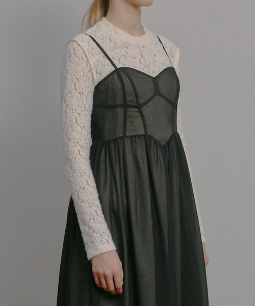 LE CIEL BLEU（ルシェルブルー）の「ラウンドネックストレッチレーストップ / Round Neck Stretch Lace Top（Tシャツ/カットソー・レディース・ホワイト/ブラック・36）」の5枚目の写真
