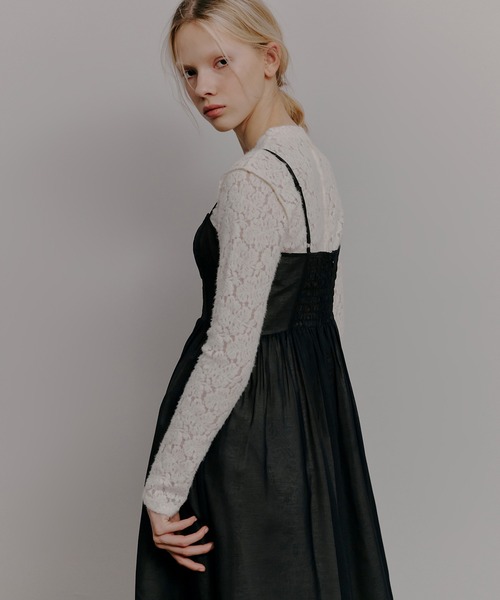 LE CIEL BLEU（ルシェルブルー）の「ラウンドネックストレッチレーストップ / Round Neck Stretch Lace Top（Tシャツ/カットソー・レディース・ホワイト/ブラック・36）」の3枚目の写真