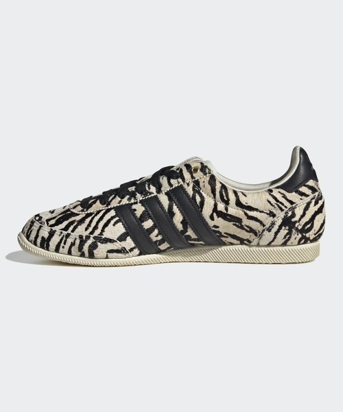 adidas（アディダス）の「ジャパン / JAPAN / アディダスオリジナルス adidas Originals（スニーカー・レディース・ホワイト・22.0cm/22.5cm/23.0cm/23.5cm/24.5cm/25.0cm/25.5cm/26.0cm/26.5cm/27.0cm/27.5cm/28.0cm/28.5cm/29.0cm/24.0cm）」の6枚目の写真