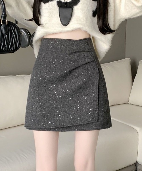 gossip!ロサンゼルス(ゴシップロサンゼルス)の「キラキラアクセントウールライク タックラップデザイン ハイウエストAライン ミニスカート(スカート・レディース・グレー/ブラック・M/S)」の2枚目の写真