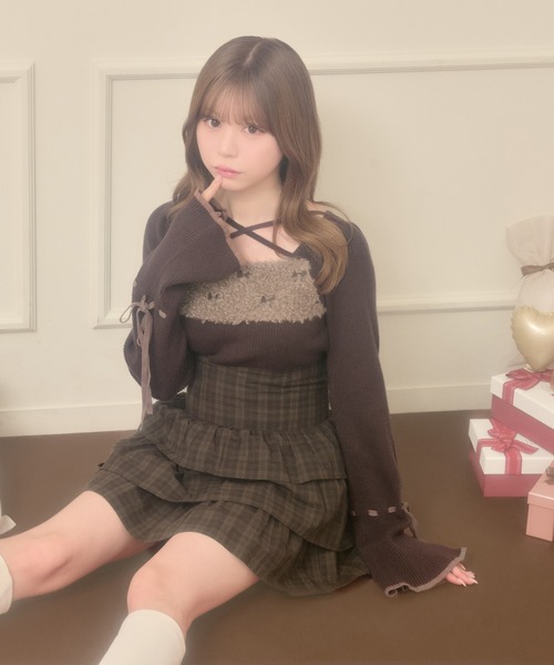 ビジュー裾フレアニット♡ クロス紐リボン刺繍ニットトップス（ニット/セーター）｜apres jour