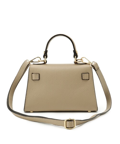 AULENTTI（オウレンティ）の「AULENTTI（オウレンティ）金具ベルト付きバッグ（ショルダーバッグ・レディース・ブラック/ベージュ・00）」の12枚目の写真