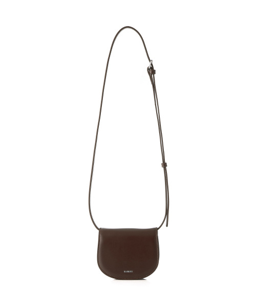RAINBEE(レインビー)の「DEBON BAG_ DARK BROWN(メッセンジャーバッグ・レディース・ダークブラウン・FREE)」の4枚目の写真