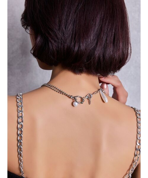 GYDA（ジェイダ）の「JEYSUS Imitation pearl GGネックレス（ネックレス・レディース・シルバー/ゴールド・FREE）」の5枚目の写真