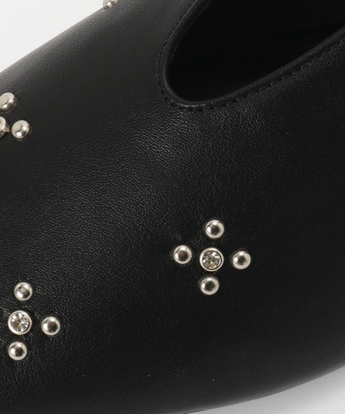 LE TALON(ルタロン)の「ディープカットスタッズフラットシューズ(バレエシューズ・レディース・ブラック系その他/ベージュ・23cm/23.5cm/24cm/24.5cm/22cm/22.5cm/25cm)」の8枚目の写真