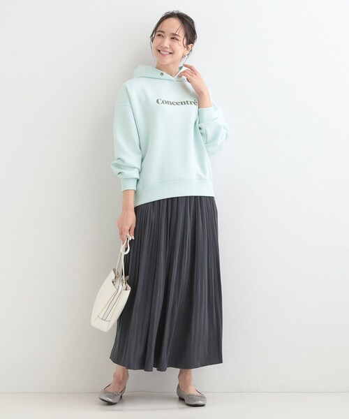 SHOO・LA・RUE(シューラルー)の「【S-LL/なめらかタッチ】選べる3柄 ロゴ入りプルパーカ(パーカー・レディース・サックスブルー系2/チャコールグレー/グレー系・01/02/04/03)」の14枚目の写真