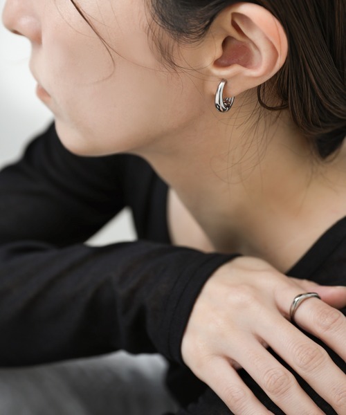 select MOCA(セレクトモカ)の「ナロードロップイヤリング(イヤリング・レディース・シルバー/ゴールド・FREE)」の12枚目の写真