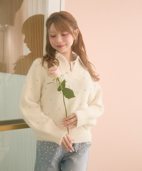 TITTY&CO.（ティティーアンドコー）の「シャツドッキングビジュー付きニット（ニット/セーター・レディース・アイボリー/グレー/ネイビー・FREE）」の7枚目の写真