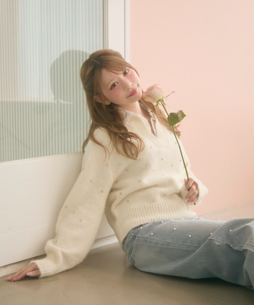 TITTY&CO.（ティティーアンドコー）の「シャツドッキングビジュー付きニット（ニット/セーター・レディース・アイボリー/グレー/ネイビー・FREE）」の5枚目の写真