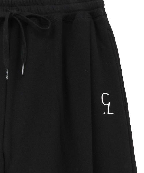 CLANE(クラネ)の「CLANE/クラネ/LOGO SWEAT TUCK WIDE PANTS(スウェットパンツ・レディース・ブラック/グレー/ホワイト・1)」の11枚目の写真