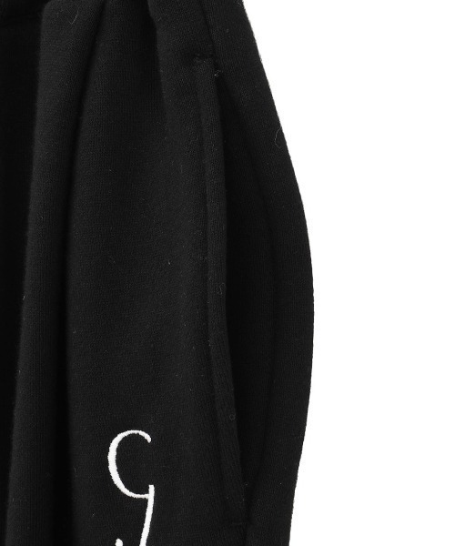 CLANE(クラネ)の「CLANE/クラネ/LOGO SWEAT TUCK WIDE PANTS(スウェットパンツ・レディース・ブラック/グレー/ホワイト・1)」の12枚目の写真