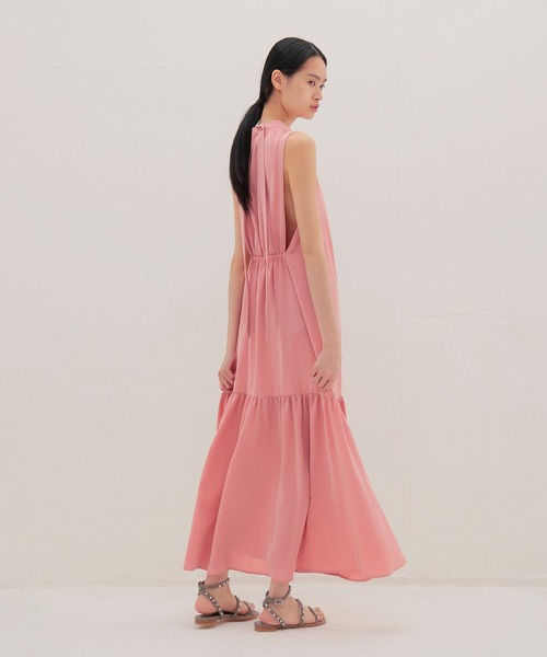 DRESSLAVE(ドレスレイブ)の「silky vintage long dress(シルキーヴィンテージロングワンピース)(ワンピース・レディース・ピンク/ブルー/ネイビー・38)」の4枚目の写真