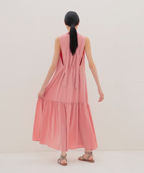 DRESSLAVE(ドレスレイブ)の「silky vintage long dress(シルキーヴィンテージロングワンピース)(ワンピース・レディース・ピンク/ブルー/ネイビー・38)」の5枚目の写真