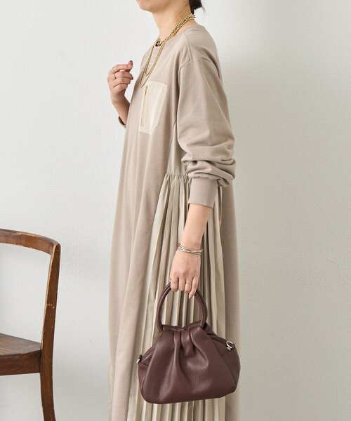 Jena espace merveilleux（ジェナ　エスパスメルヴェイユ）の「サイドプリーツ裏毛ワンピース（ワンピース・レディース・チャコールグレー/ベージュ・FREE）」の12枚目の写真