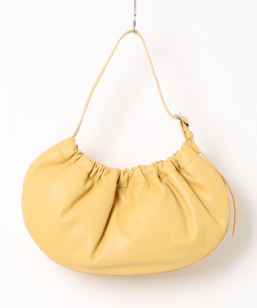 A.P.C.(アーペーセー)の「SAC NINON HOOP(ショルダーバッグ・レディース・イエロー系その他・ONESIZE)」の2枚目の写真