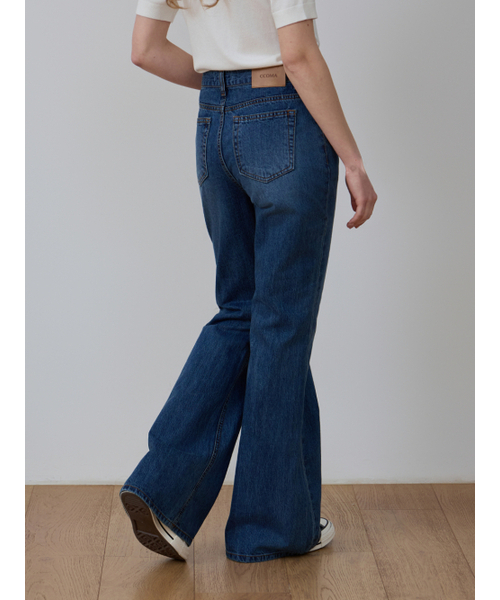 CCOMA(コンマ)の「CMJ31 スリムヴィンテージフレアデニムパンツ(デニムパンツ・レディース・その他・SMALL/MEDIUM/LARGE)」の4枚目の写真