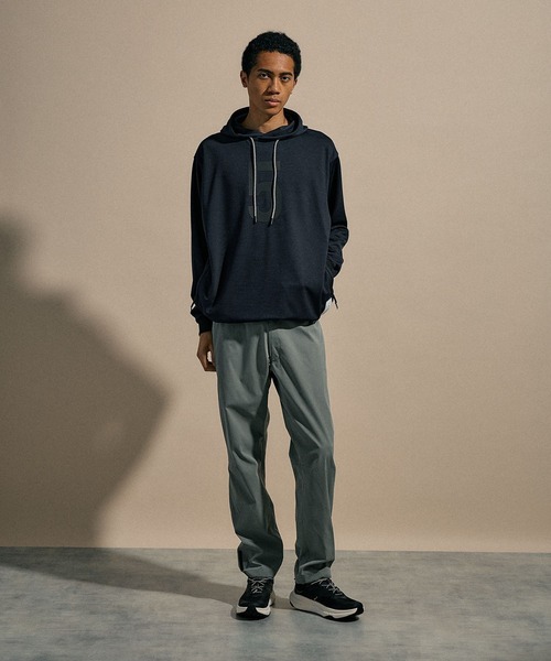 NUMERALS（ヌメラルズ）の「[NUMERALS]MOLDED JERSEY HOODIE（パーカー・メンズ・ネイビー/ブラック・MEDIUM/LARGE）」の11枚目の写真