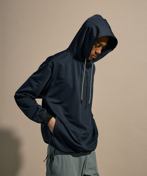 NUMERALS（ヌメラルズ）の「[NUMERALS]MOLDED JERSEY HOODIE（パーカー・メンズ・ネイビー/ブラック・MEDIUM/LARGE）」の17枚目の写真