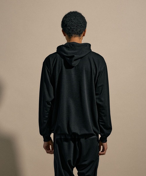 NUMERALS（ヌメラルズ）の「[NUMERALS]MOLDED JERSEY HOODIE（パーカー・メンズ・ネイビー/ブラック・MEDIUM/LARGE）」の21枚目の写真