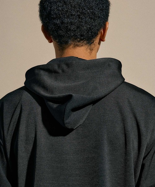 NUMERALS（ヌメラルズ）の「[NUMERALS]MOLDED JERSEY HOODIE（パーカー・メンズ・ネイビー/ブラック・MEDIUM/LARGE）」の22枚目の写真