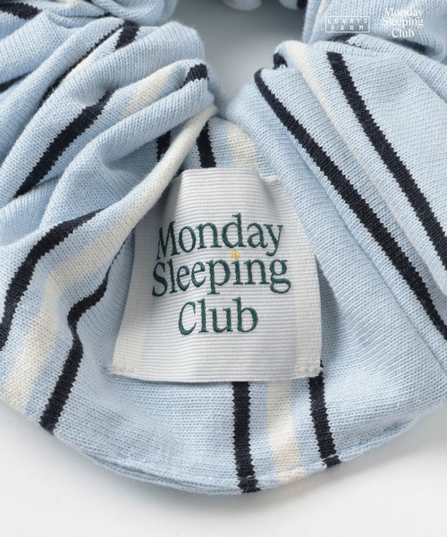 LOWRYS FARM(ローリーズファーム)の「Monday Sleeping Club BIGシュシュ 661518(シュシュ・レディース・ブルー/ブラウン/ネイビー・FREE)」の13枚目の写真